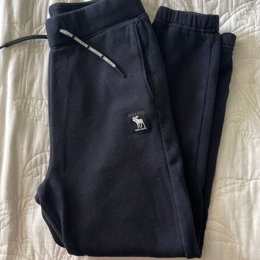 Boys Abercrombie Jogger Sweatpants- size 9/10. GUC.
